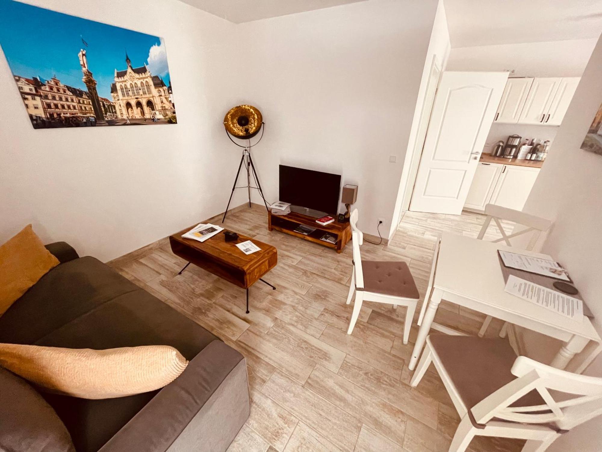 Ferienwohnungen Mey Haus Zum Rosenstock Erfurt Exteriör bild
